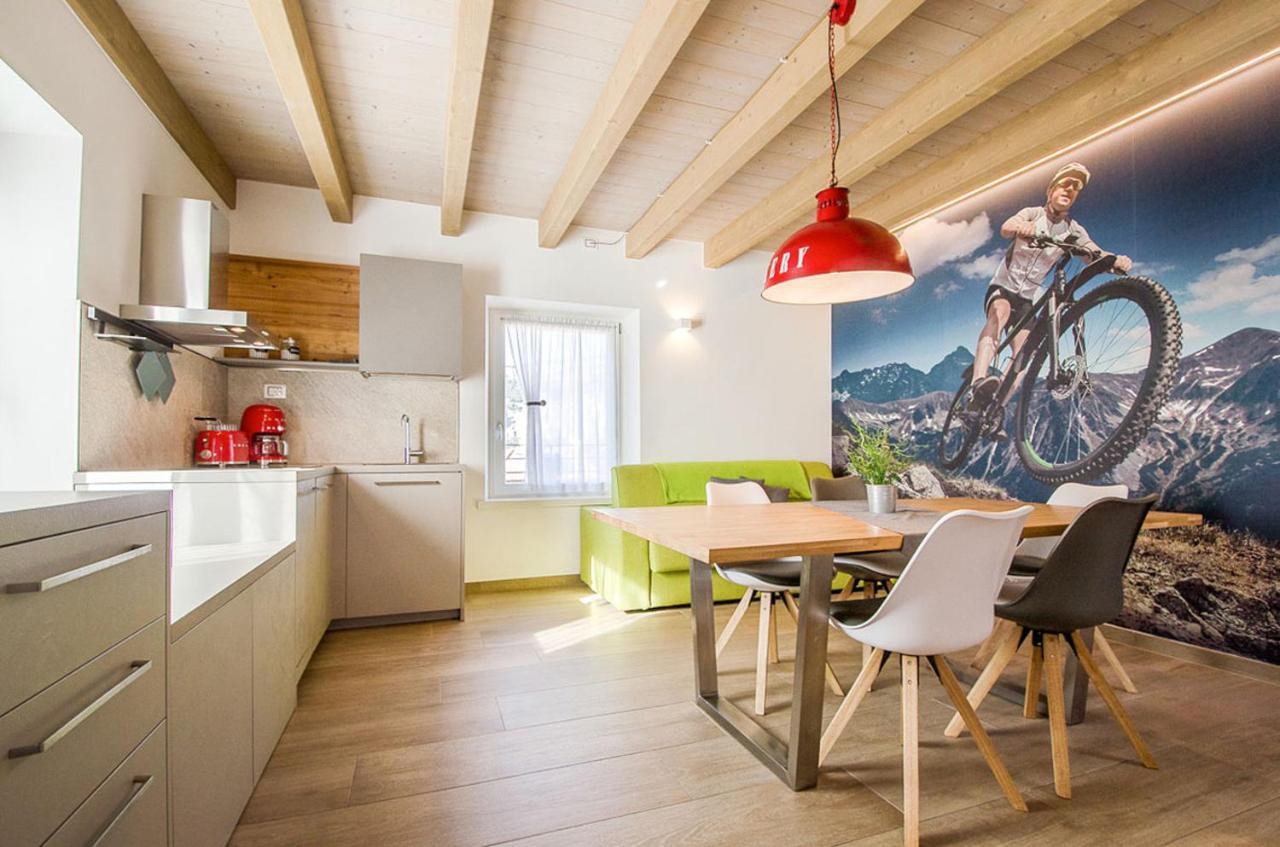 Casa Tosca - Holiday Home Torbole Sul Garda Kültér fotó