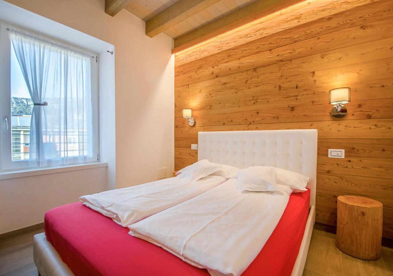 Casa Tosca - Holiday Home Torbole Sul Garda Kültér fotó