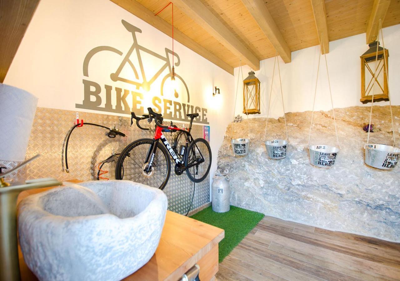 Casa Tosca - Holiday Home Torbole Sul Garda Kültér fotó